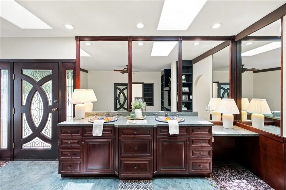 1324 E Chapman Orange, CA 92866