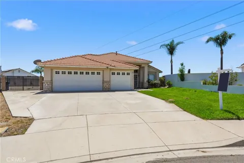 2885 W Calle Vista