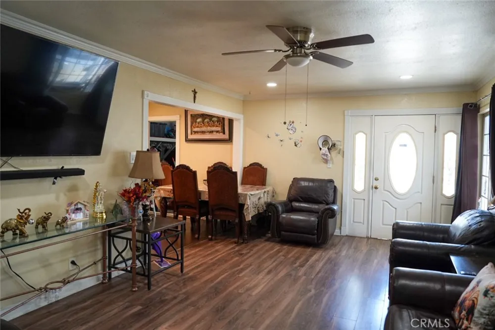 1512 W 153rd Compton, CA 90220