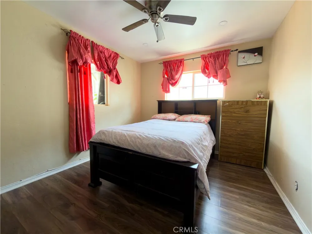 1512 W 153rd Compton, CA 90220