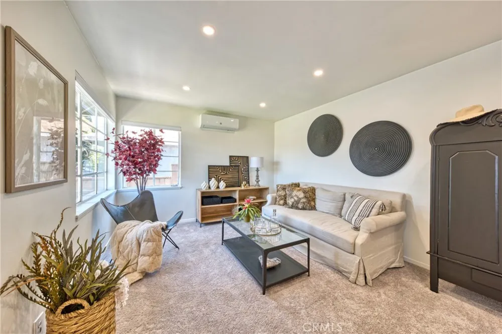 2531 Calmia Duarte, CA 91010