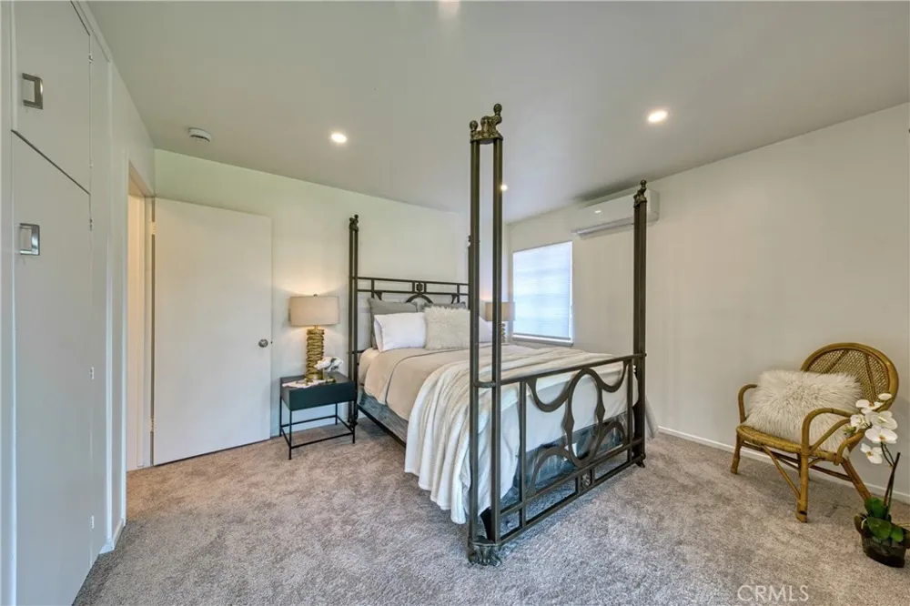 2531 Calmia Duarte, CA 91010