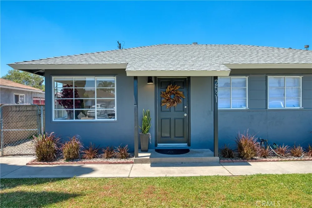 2531 Calmia Duarte, CA 91010