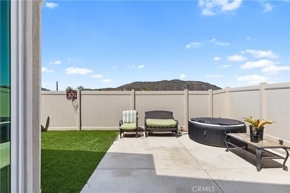 35238 Blossom Fallbrook, CA 92028