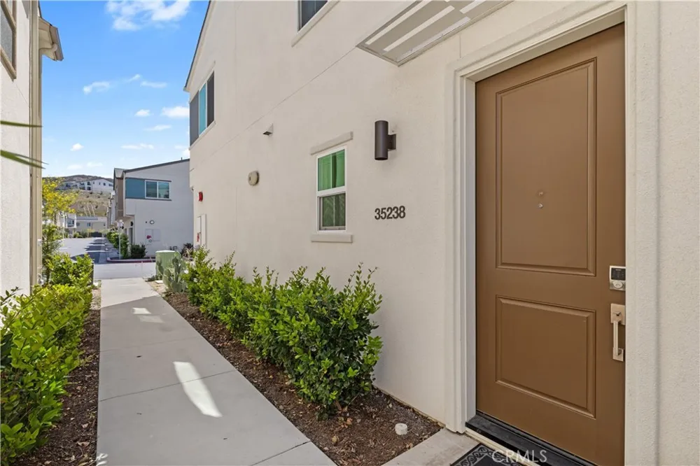 35238 Blossom Fallbrook, CA 92028