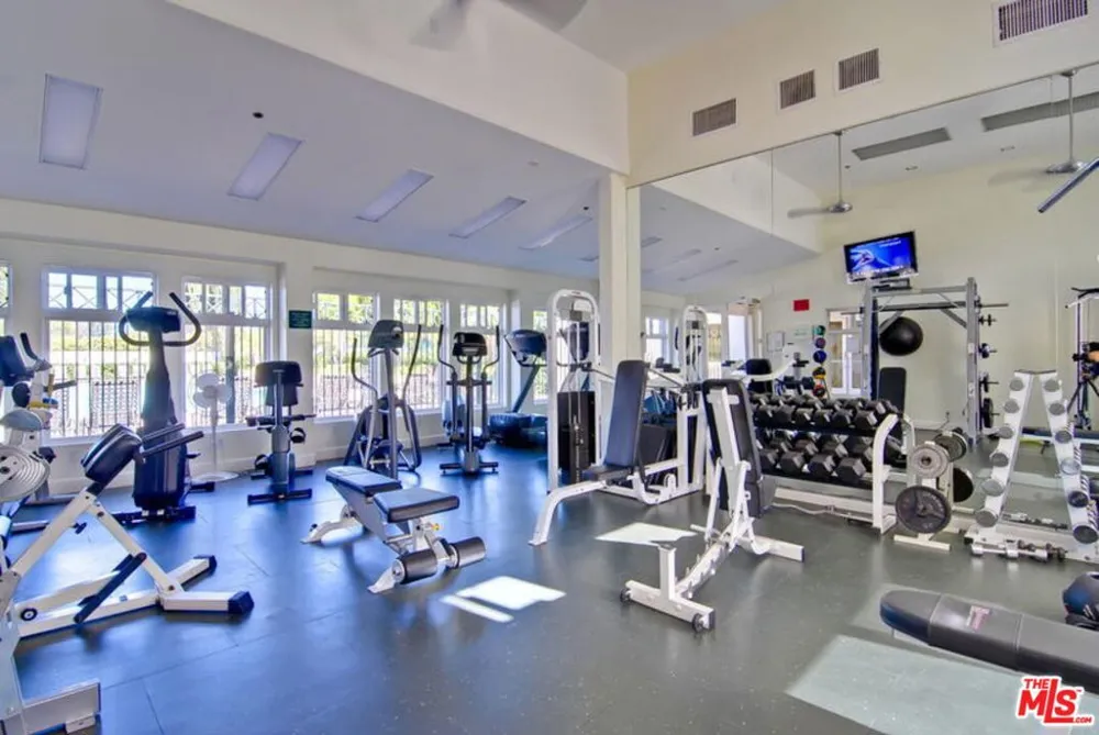 16646 Calle Brittany Pacific Palisades, CA 90272