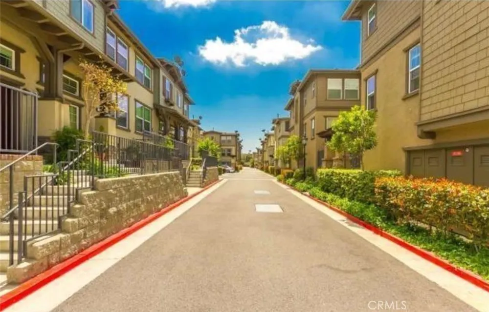 26090 Stonehaven Harbor City, CA 90710