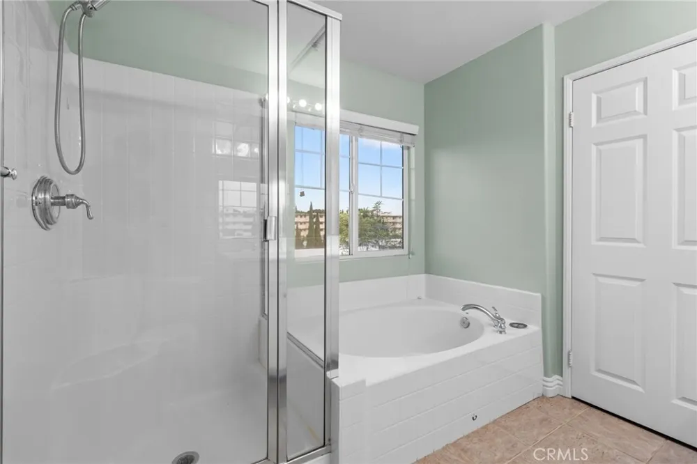 26090 Stonehaven Harbor City, CA 90710