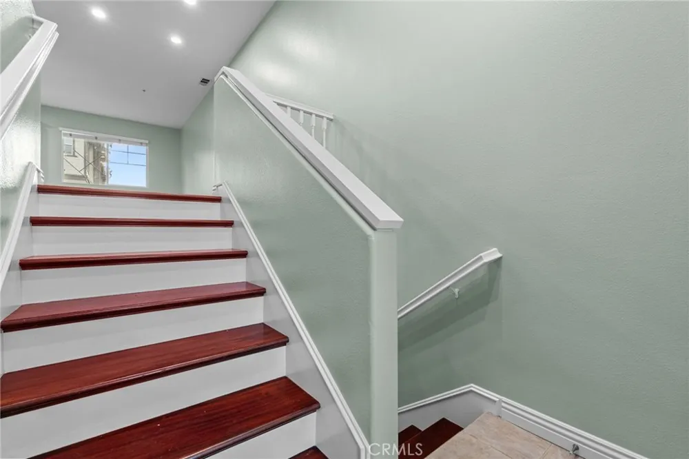 26090 Stonehaven Harbor City, CA 90710