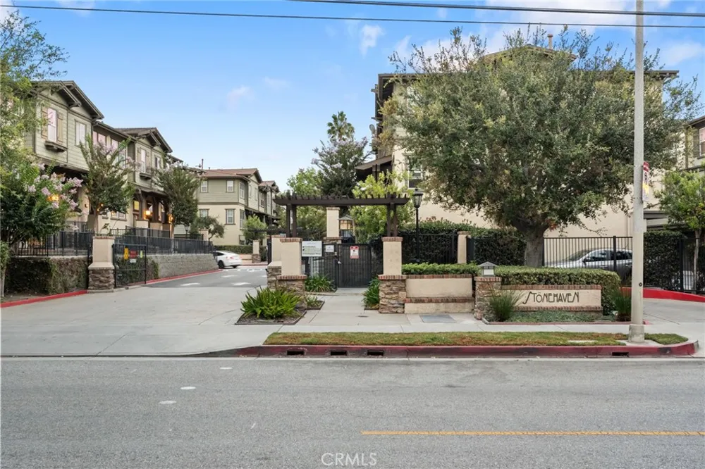 26090 Stonehaven Harbor City, CA 90710