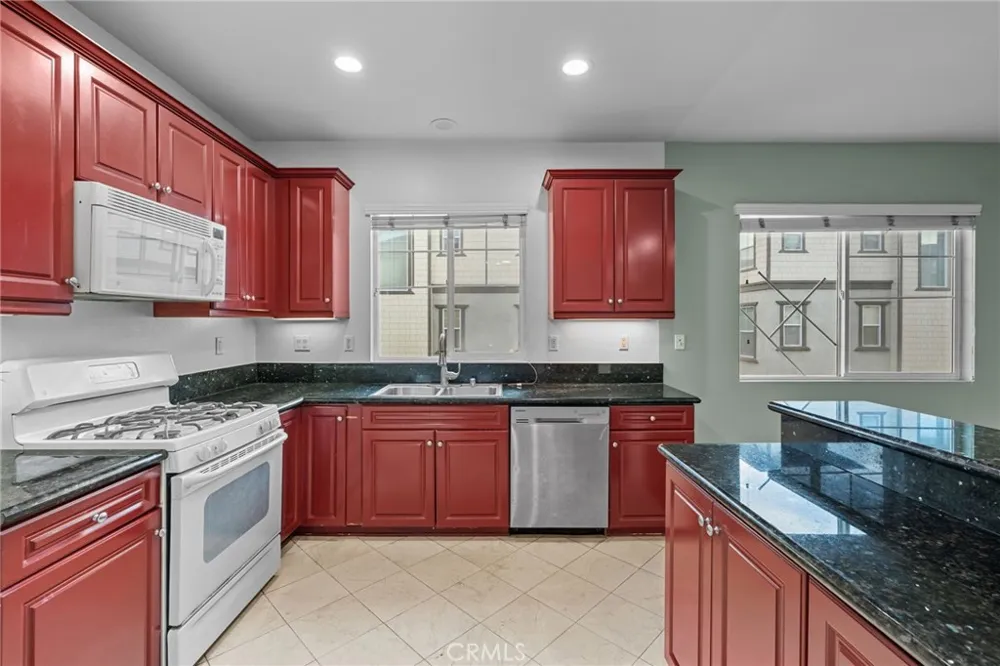 26090 Stonehaven Harbor City, CA 90710