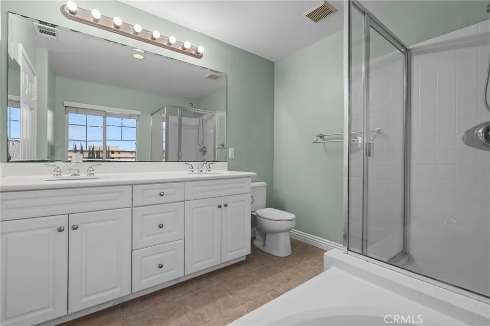 26090 Stonehaven Harbor City, CA 90710