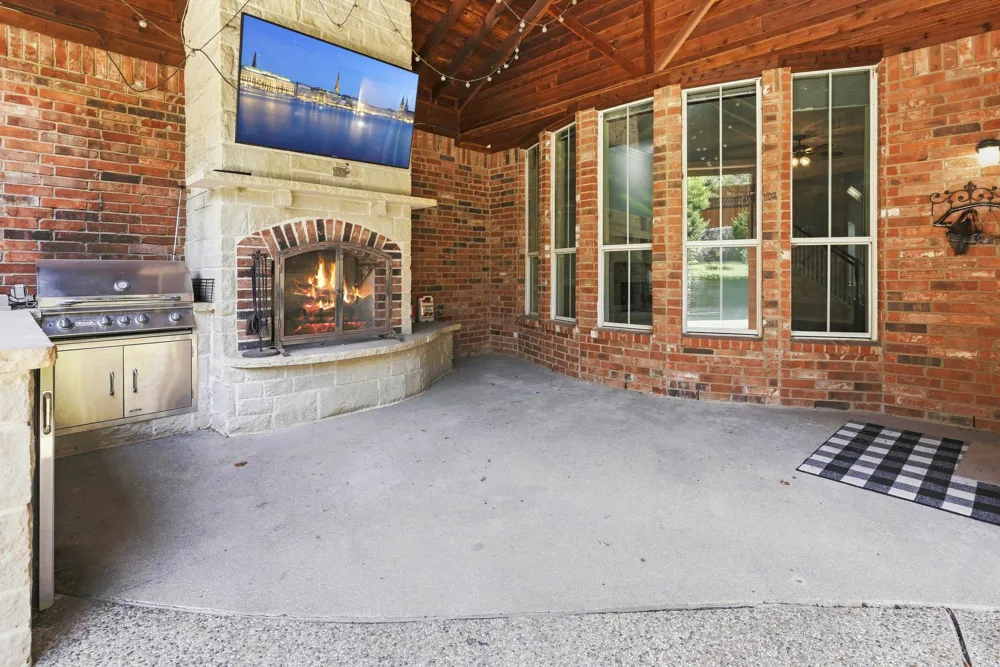 708 Hackberry Ridge Drive McKinney, TX 75072
