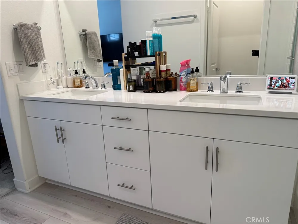 2135 Emerald Grotto Upland, CA 91786