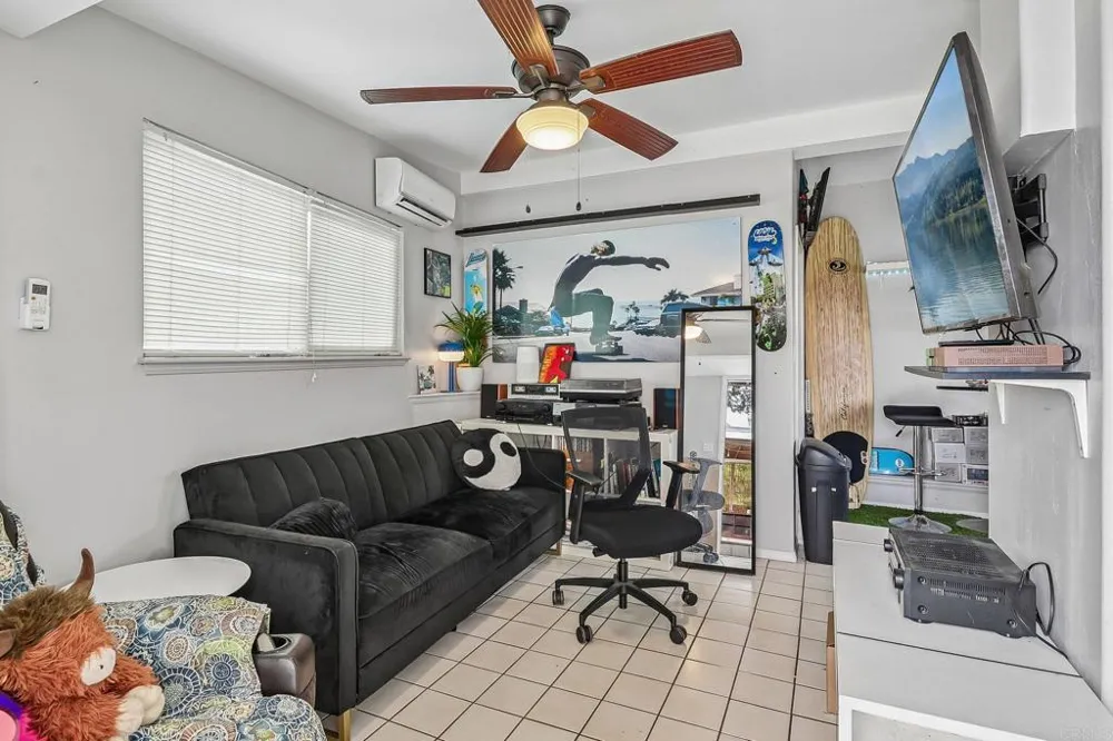 9535 Lakeview Drive La Mesa, CA 91942