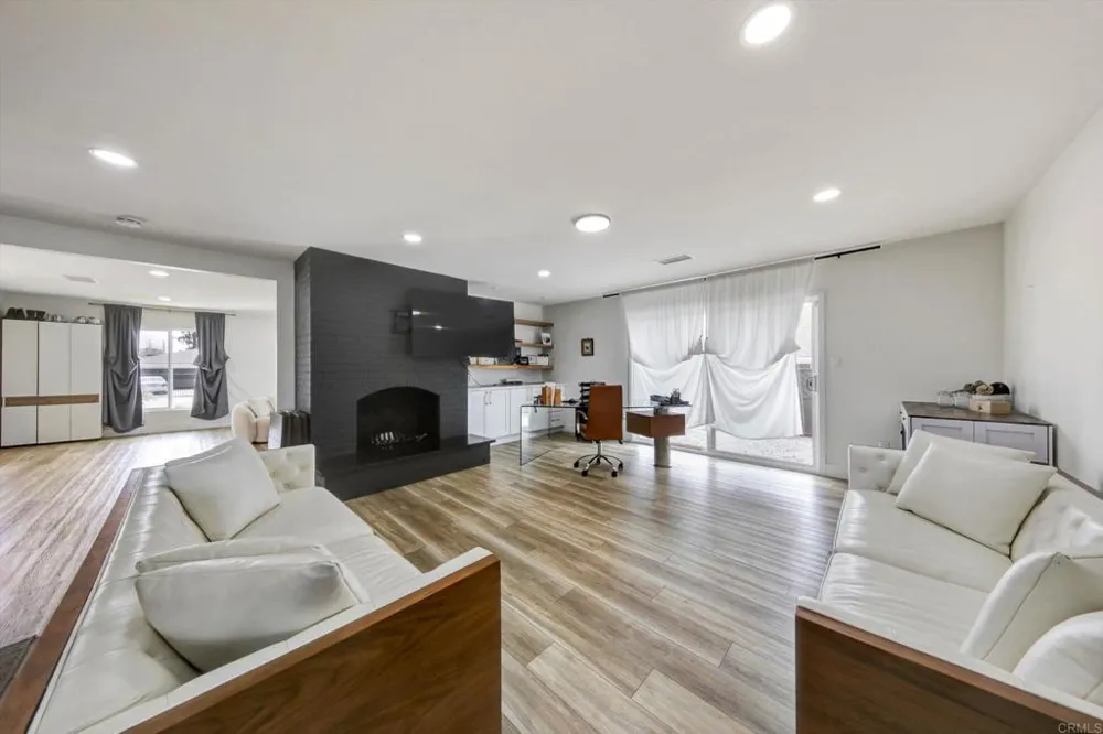 169 Via De Laurencio Chula Vista, CA 91910