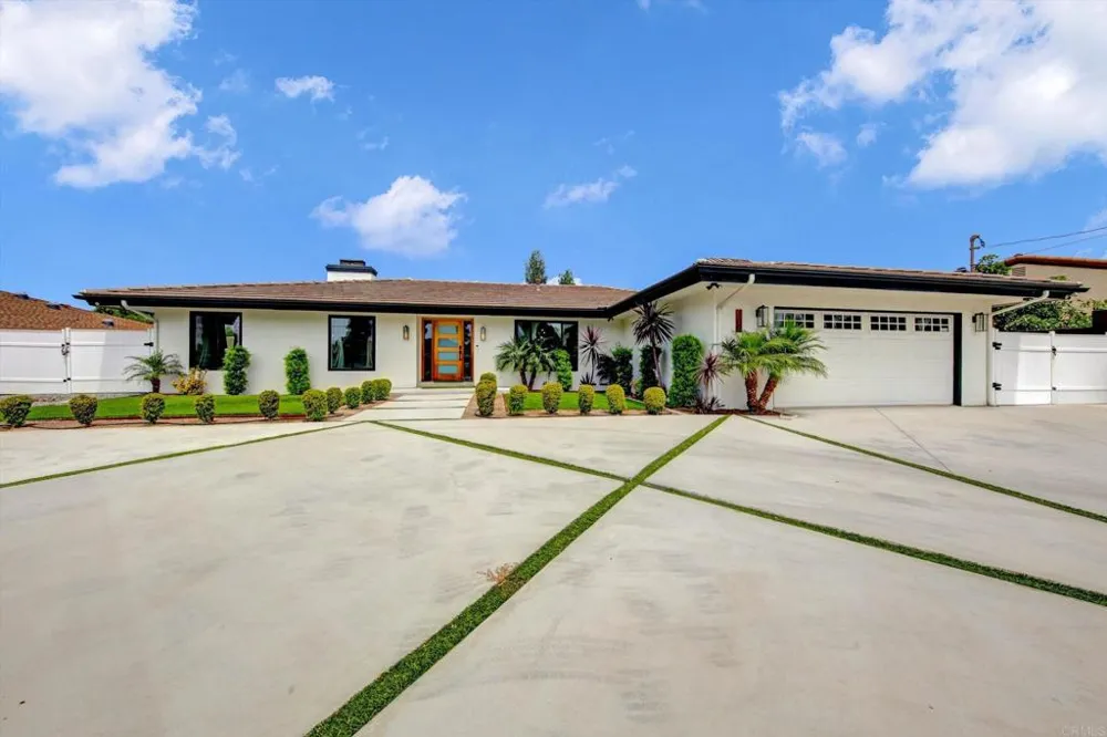 169 Via De Laurencio Chula Vista, CA 91910
