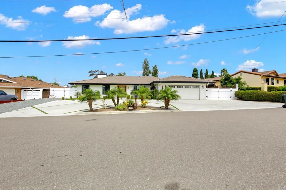 169 Via De Laurencio Chula Vista, CA 91910
