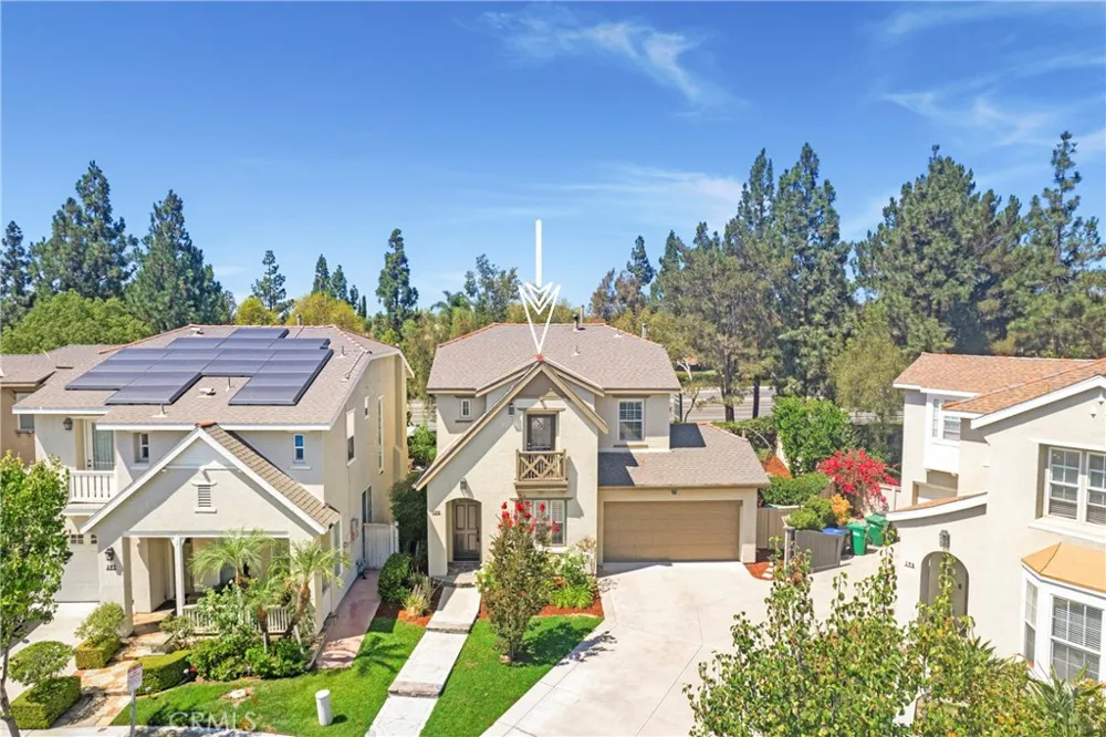 175 Kingswood Irvine, CA 92620
