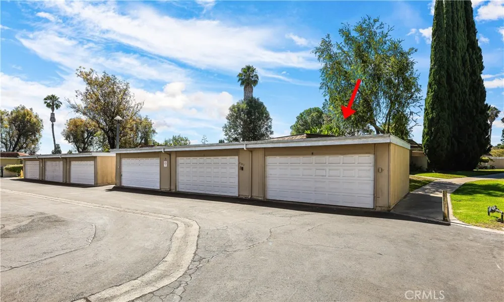 23496 Los Adornos Aliso Viejo, CA 92656
