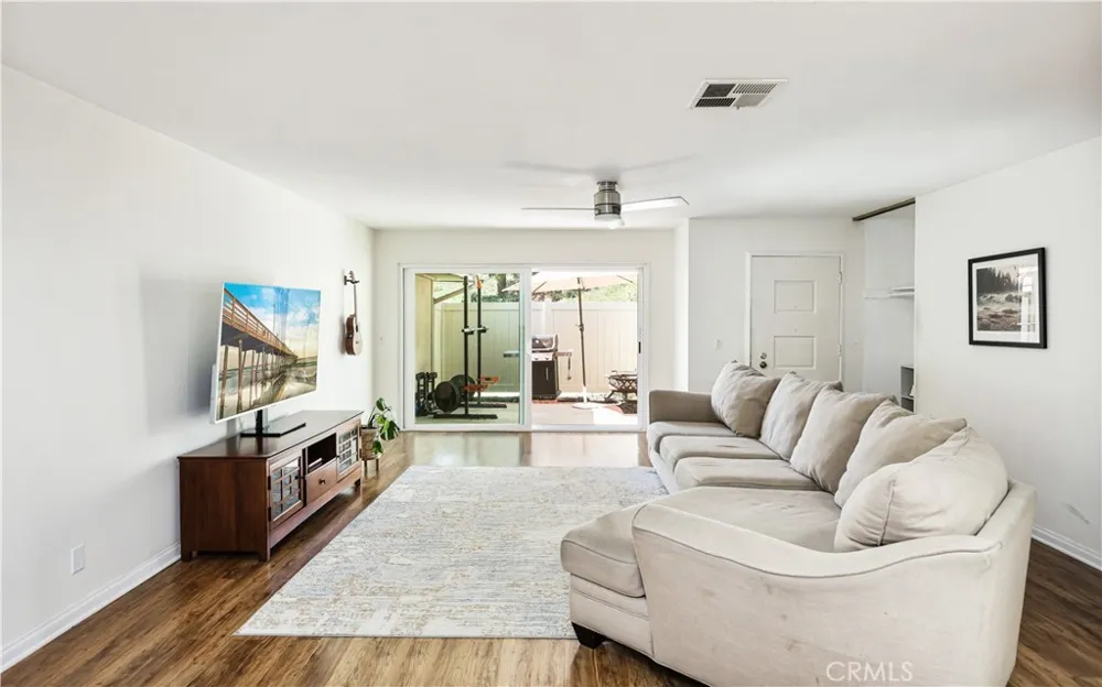 23496 Los Adornos Aliso Viejo, CA 92656