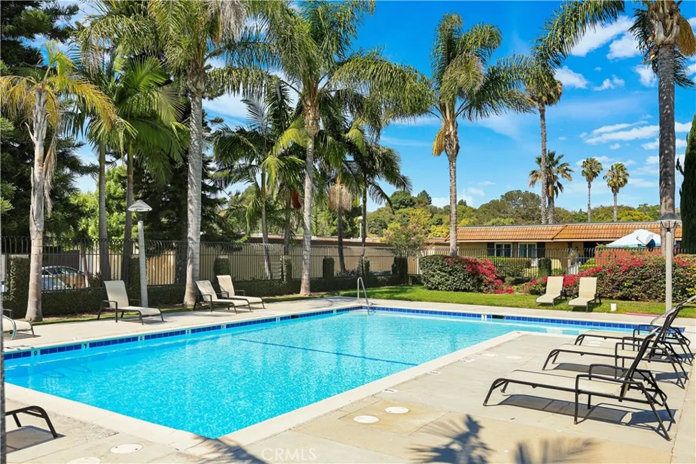 23496 Los Adornos Aliso Viejo, CA 92656