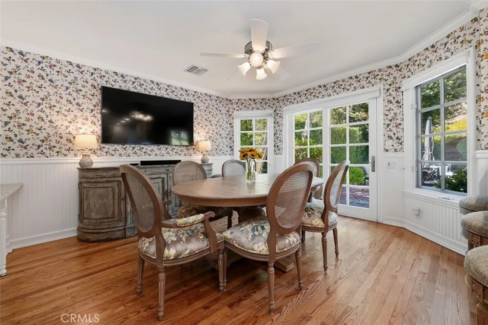 8201 Quiet Hills Court West Hills, CA 91304