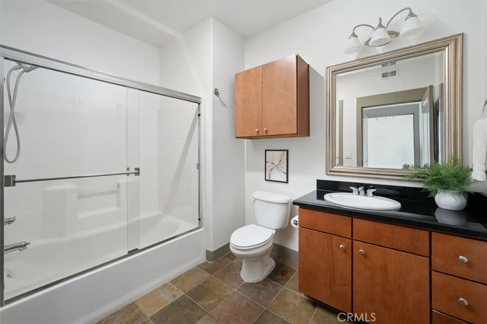 24535 Town Center Drive #6402 Valencia, CA 91355