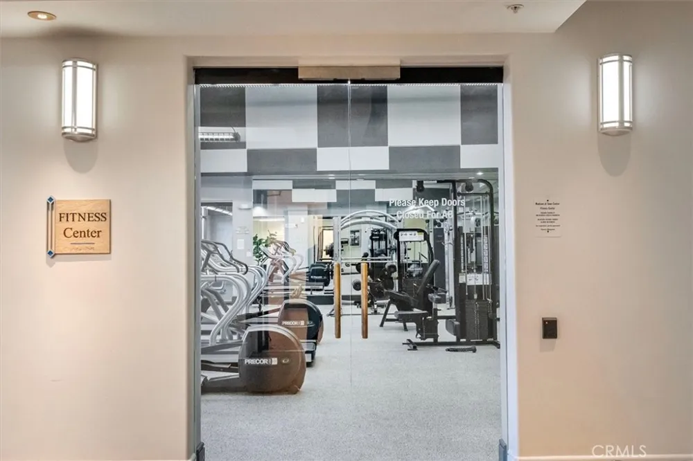 24535 Town Center Drive #6402 Valencia, CA 91355