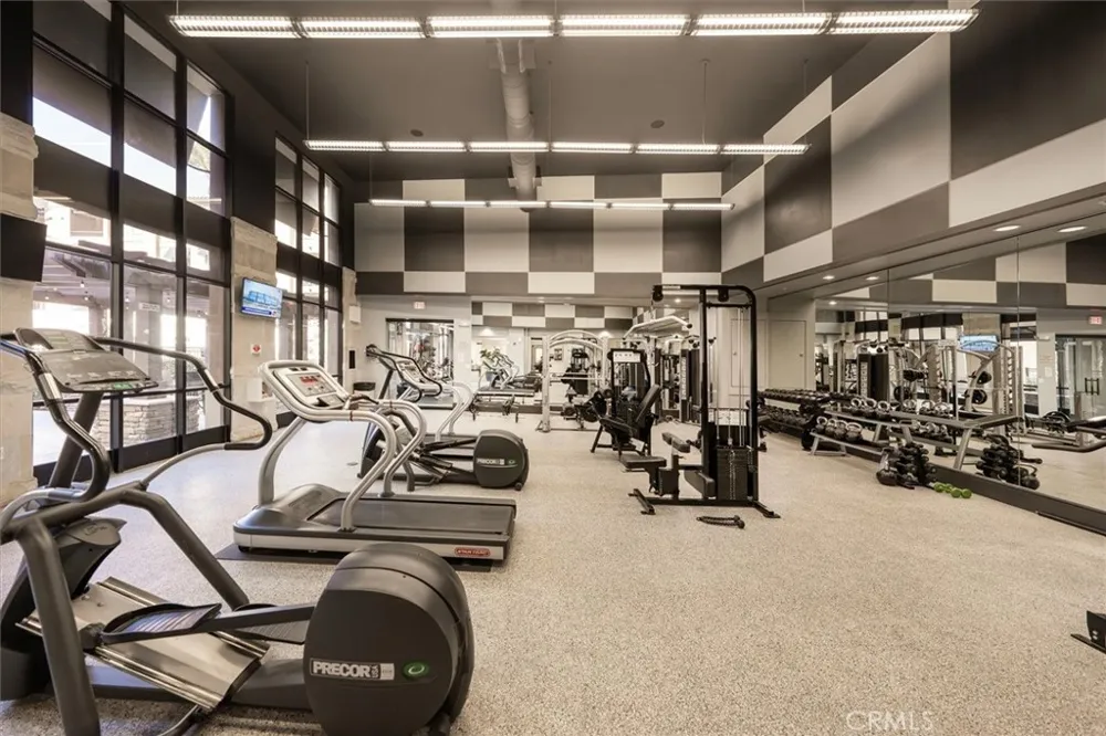24535 Town Center Drive #6402 Valencia, CA 91355