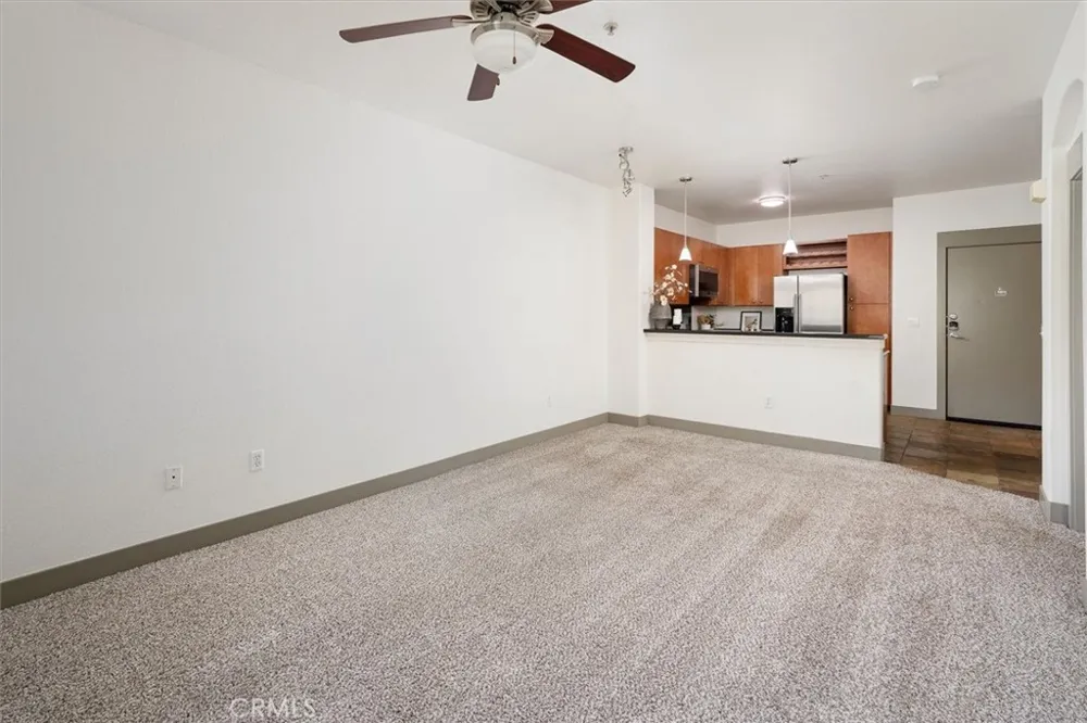 24535 Town Center Drive #6402 Valencia, CA 91355