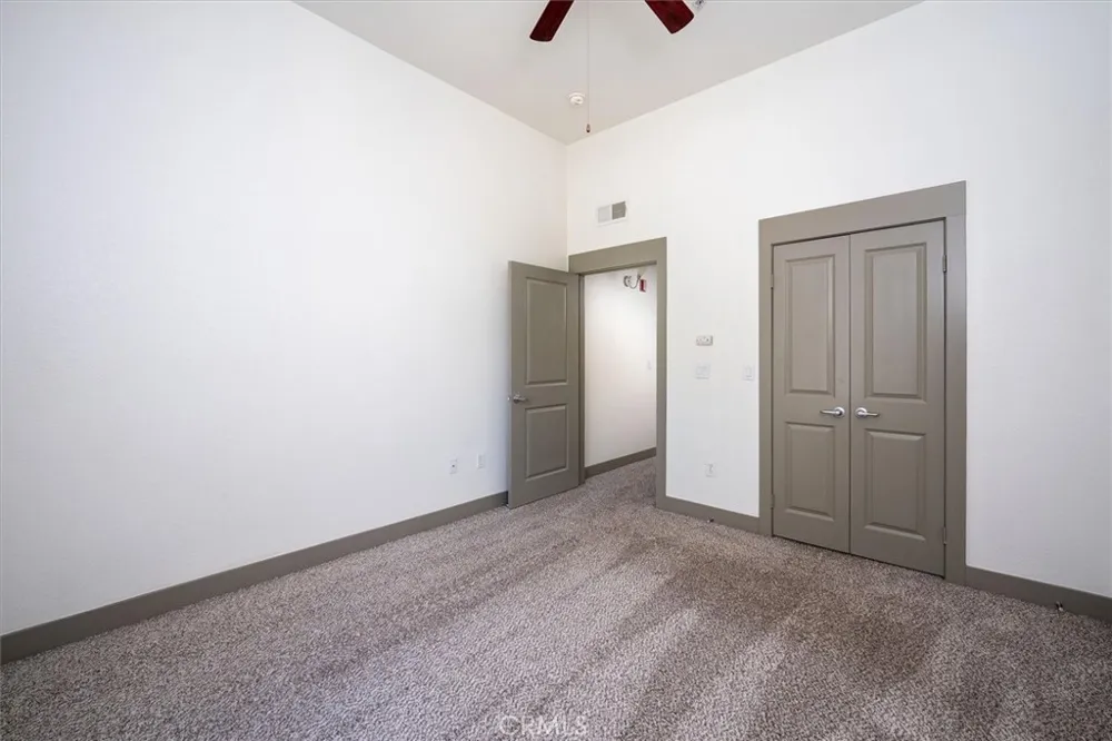 24535 Town Center Drive #6402 Valencia, CA 91355