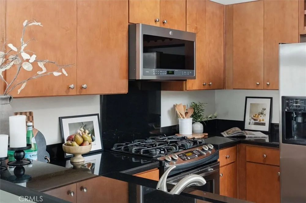 24535 Town Center Drive #6402 Valencia, CA 91355