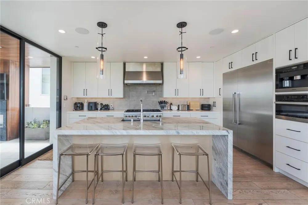 468 30th Street Manhattan Beach, CA 90266