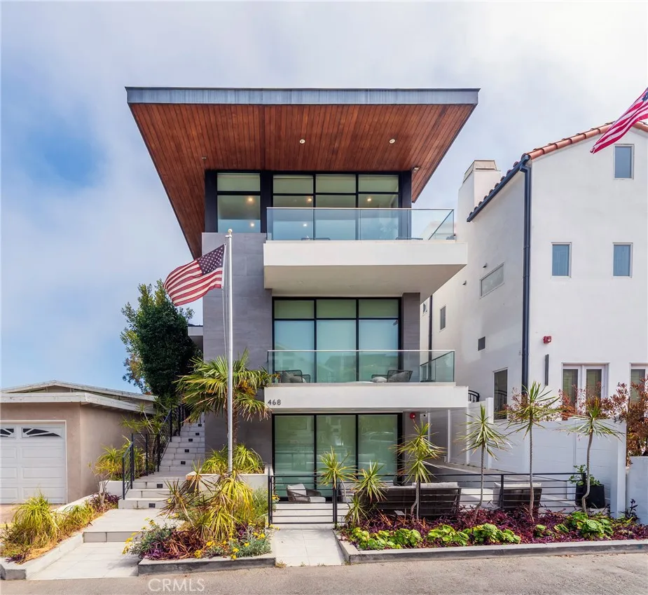 468 30th Street Manhattan Beach, CA 90266