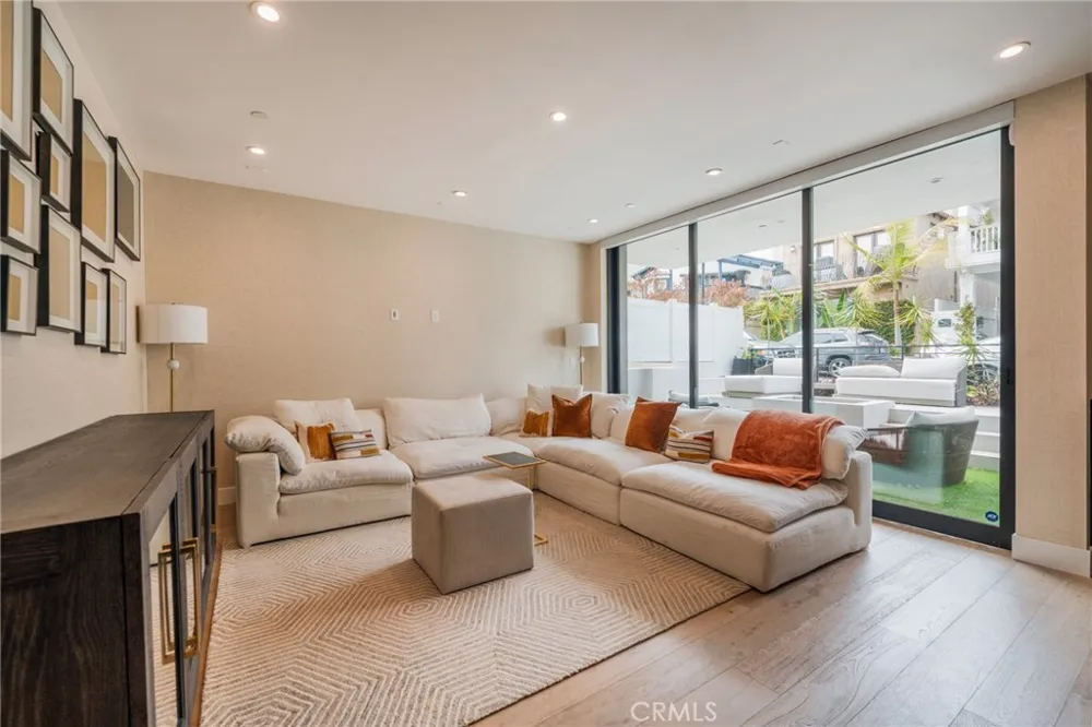 468 30th Street Manhattan Beach, CA 90266