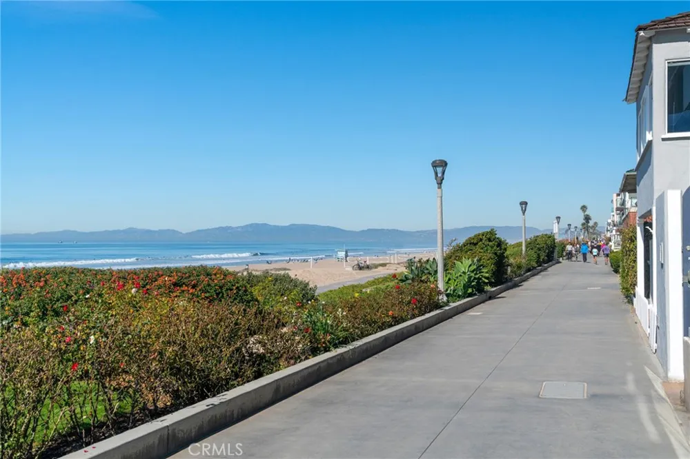 468 30th Street Manhattan Beach, CA 90266