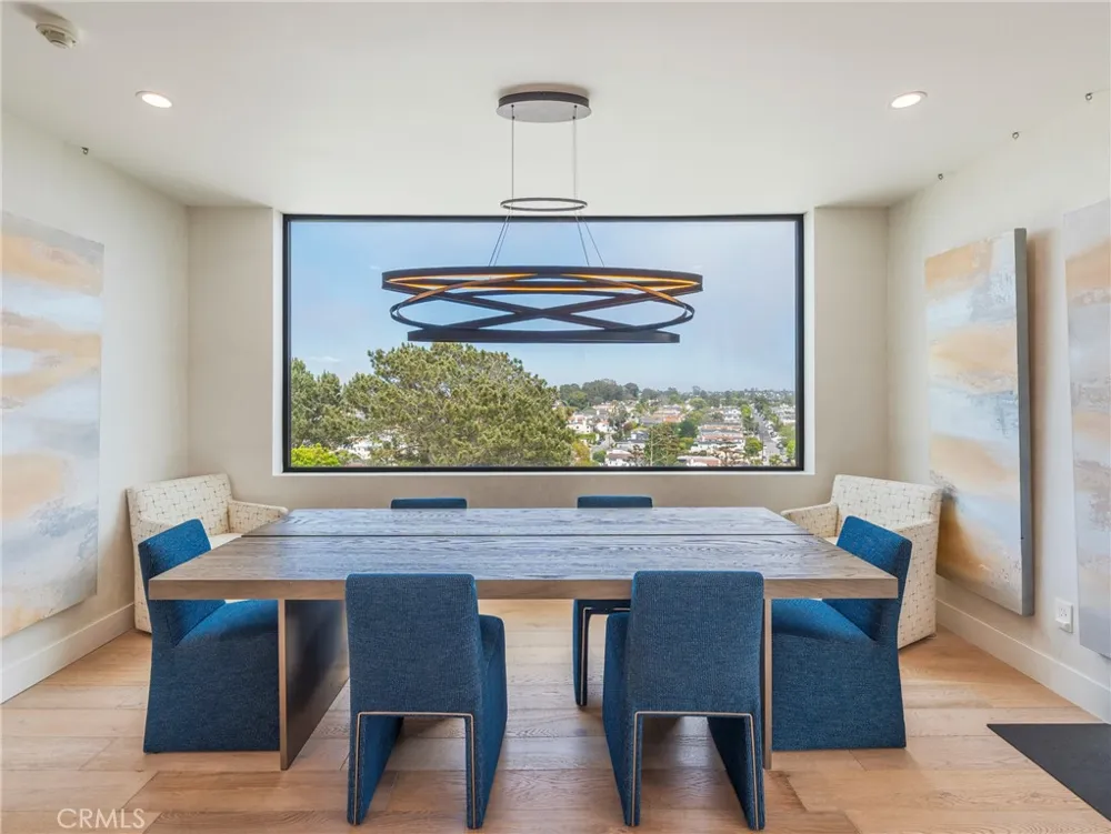 468 30th Street Manhattan Beach, CA 90266