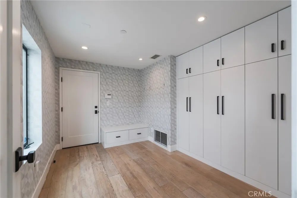 468 30th Street Manhattan Beach, CA 90266