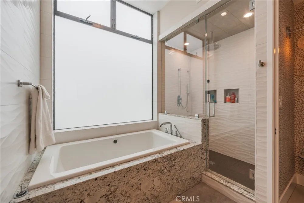 468 30th Street Manhattan Beach, CA 90266
