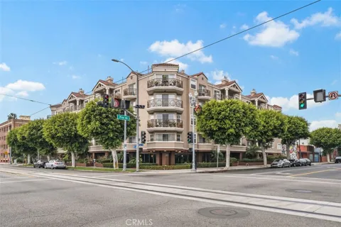 801 Pine Avenue #401