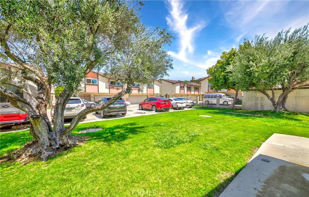 14012 Cerise Avenue Hawthorne, CA 90250