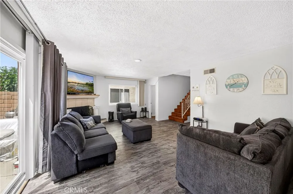 14012 Cerise Avenue Hawthorne, CA 90250
