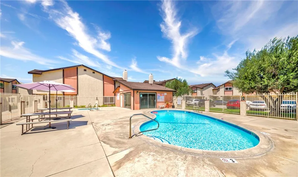 14012 Cerise Avenue Hawthorne, CA 90250