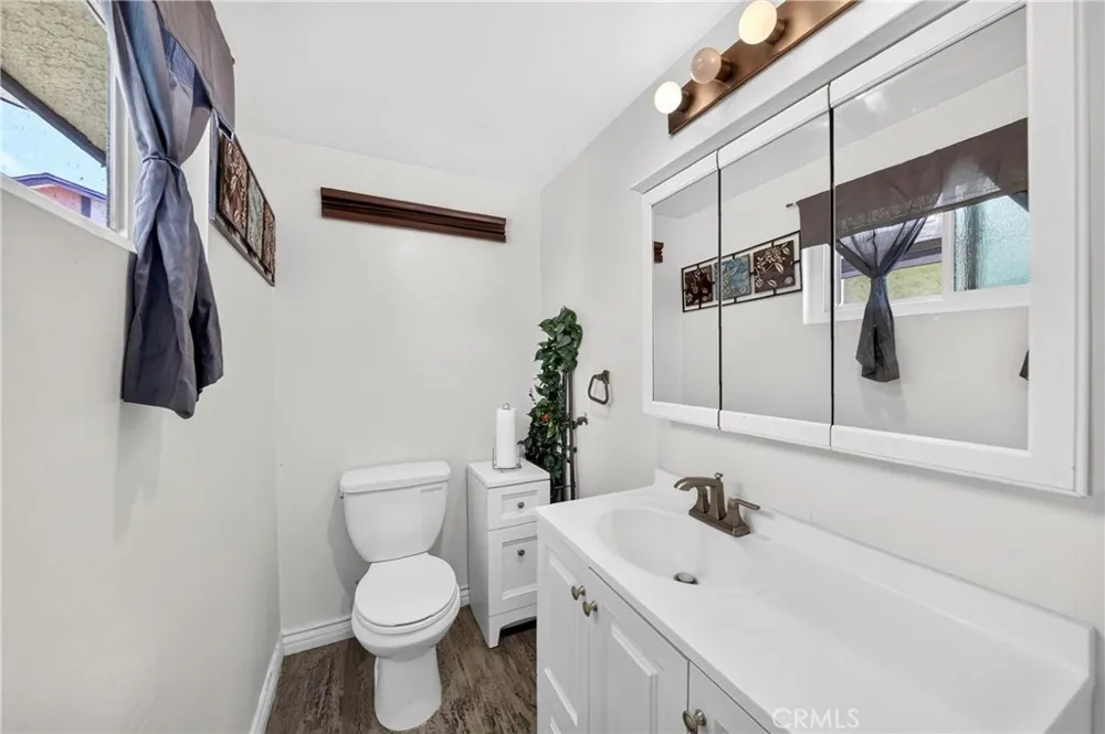 14012 Cerise Avenue Hawthorne, CA 90250