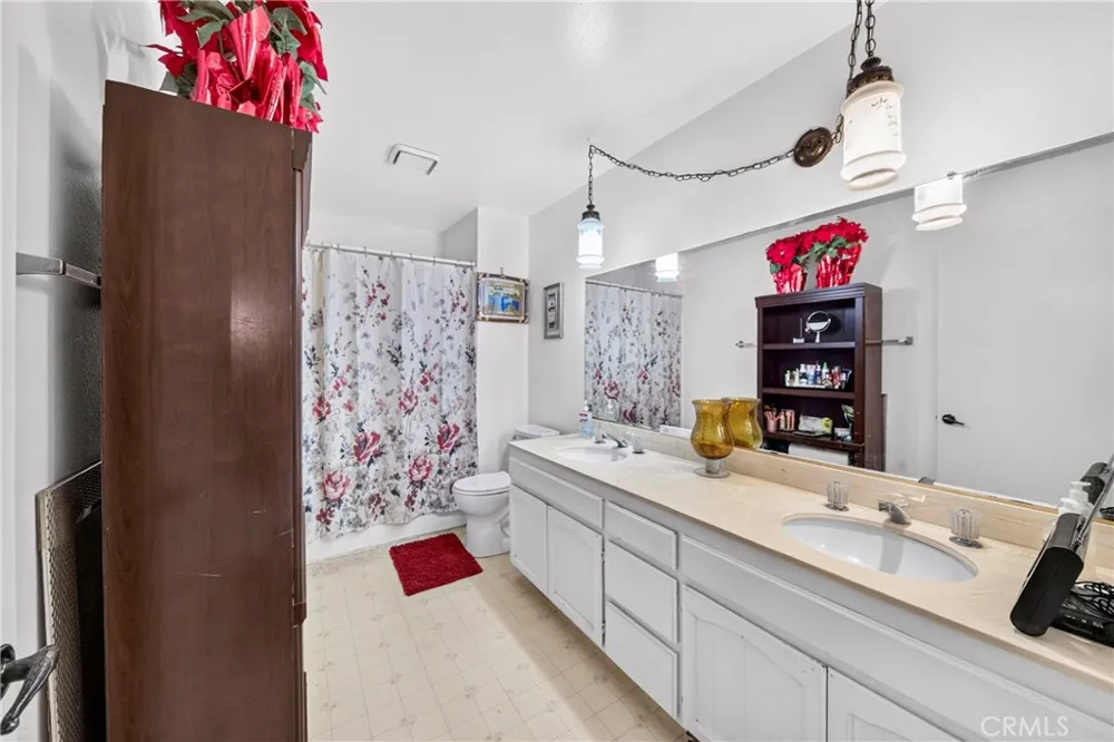 14012 Cerise Avenue Hawthorne, CA 90250