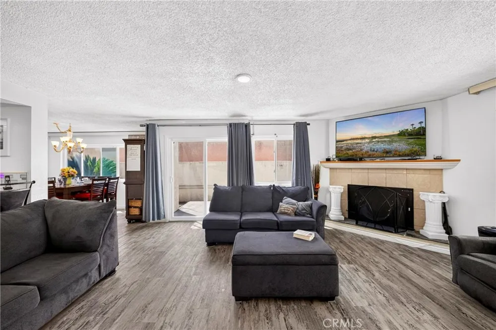 14012 Cerise Avenue Hawthorne, CA 90250