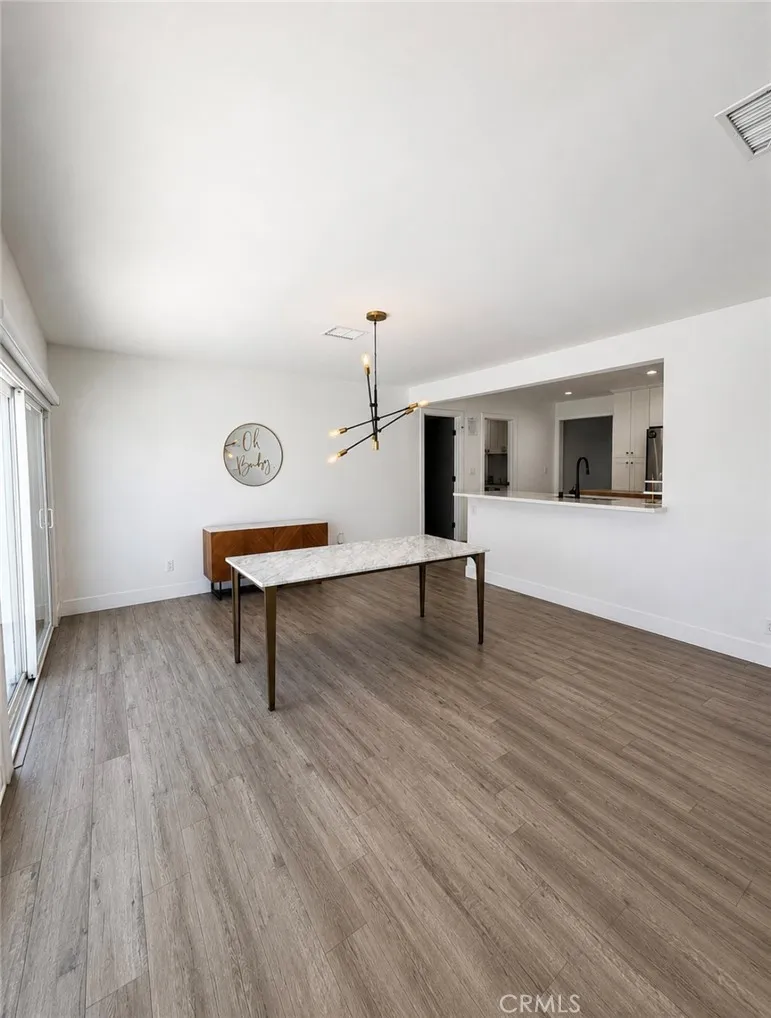 2080 Mcnab Long Beach, CA 90815