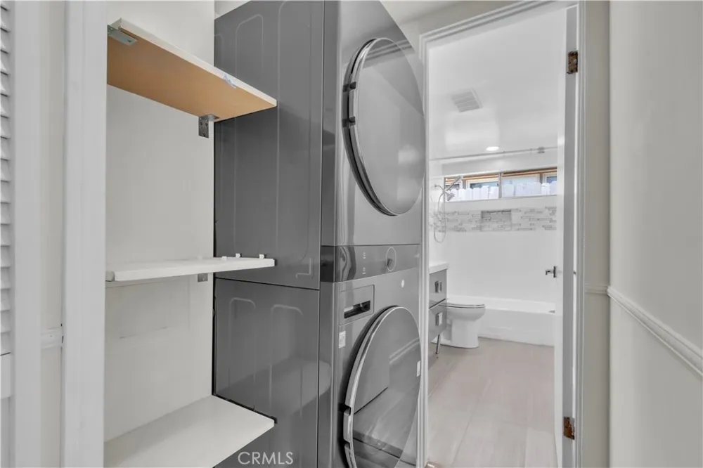 16433 Kingsbury Street Granada Hills, CA 91344