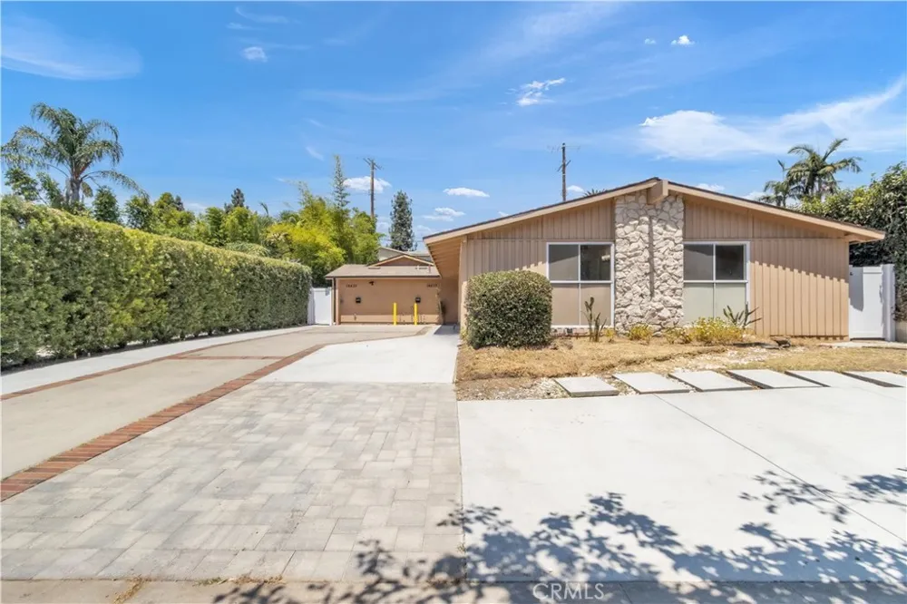 16433 Kingsbury Street Granada Hills, CA 91344